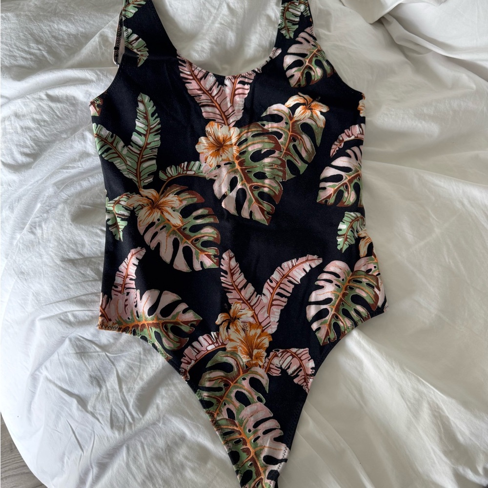 Wilfred Free Floral Bodysuit
